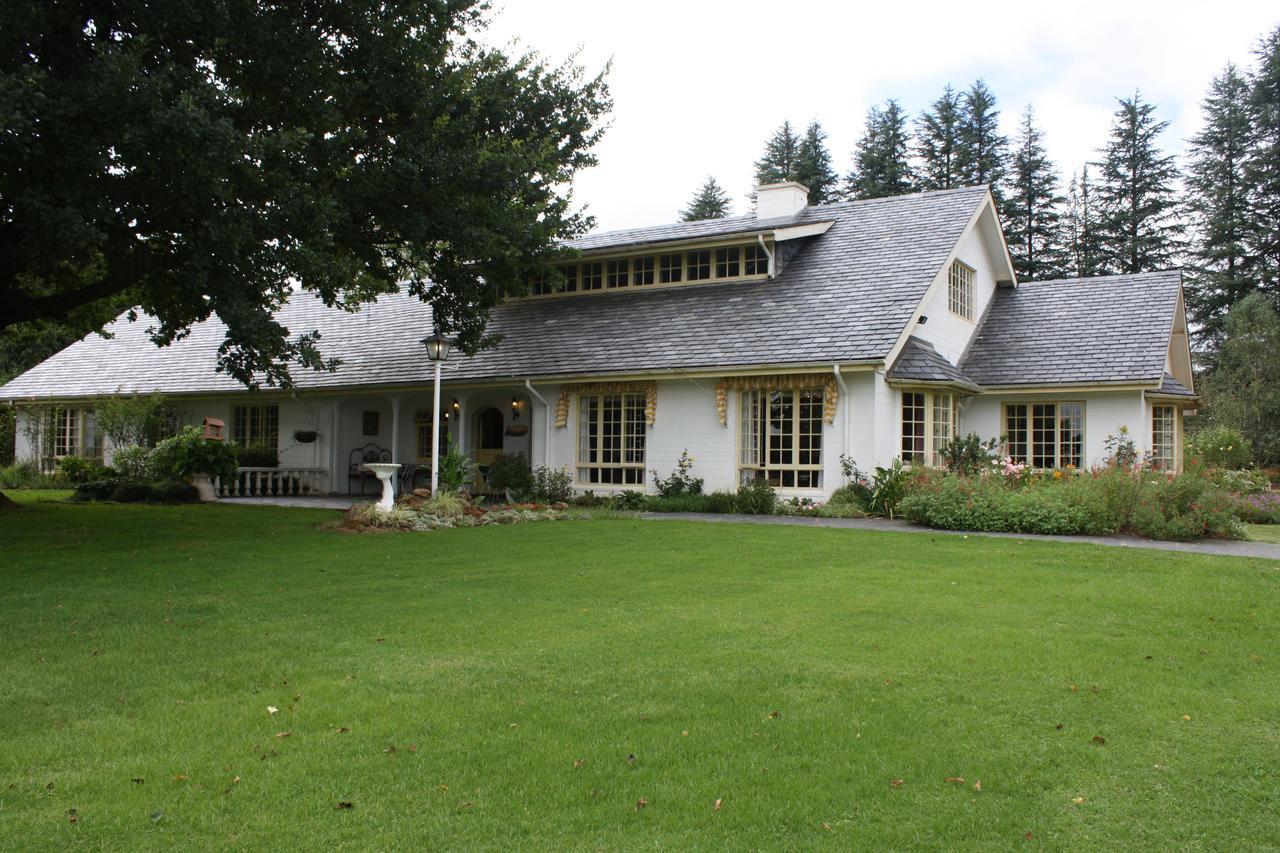 Cedar Garden Bed & Breakfast Underberg Exterior photo