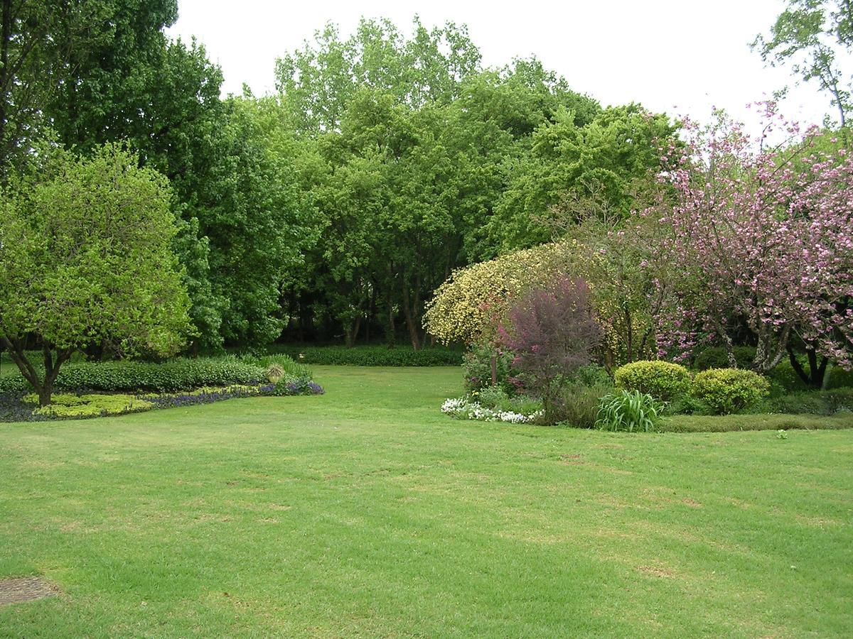 Cedar Garden Bed & Breakfast Underberg Exterior photo